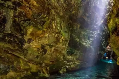 Was Sie wissen müssen, wenn Sie die Golubinka-Höhle besuchen